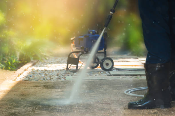 Best Fence Cleaning  in Kendall Park, NJ